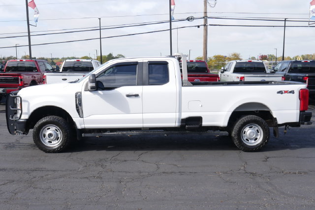 Used 2023 Ford F250 XL w/ F-250 >10K GVWR Package AWD/4WD image 7