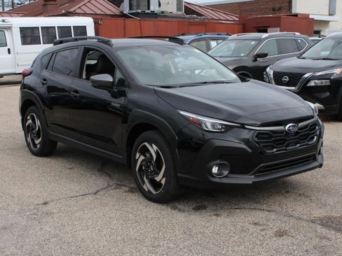 New 2026 Subaru Crosstrek 2.5i Limited AWD/4WD image 3