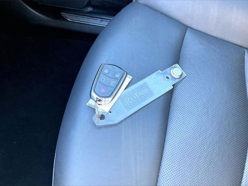 Certified 2023 Cadillac XT5 Premium Luxury w/ LPO, Floor Liner Package image 35