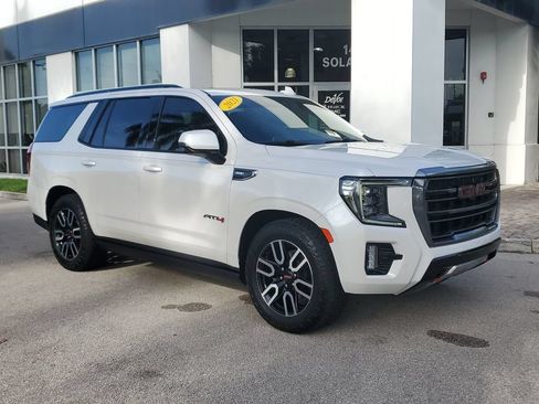 Certified 2021 GMC Yukon AT4 w/ AT4 Premium Plus Package AWD/4WD image 7