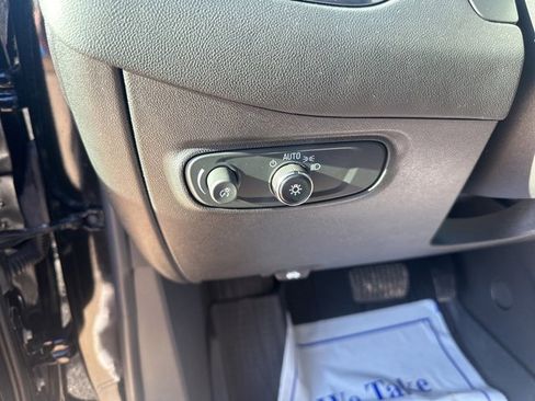 Certified 2023 Chevrolet Equinox LT image 12