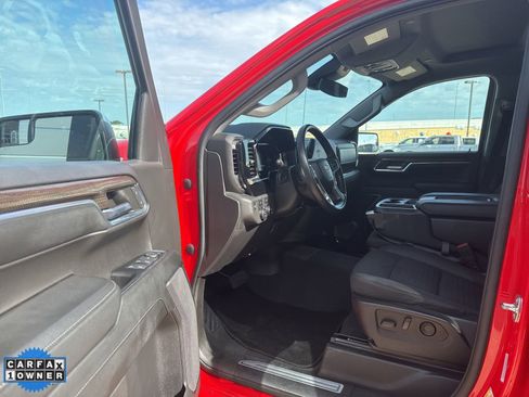 Used 2023 Chevrolet Silverado 1500 LT w/ Protection Package AWD/4WD image 8