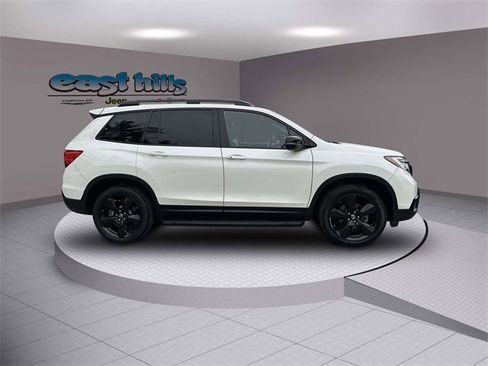 Used 2019 Honda Passport Elite image 2