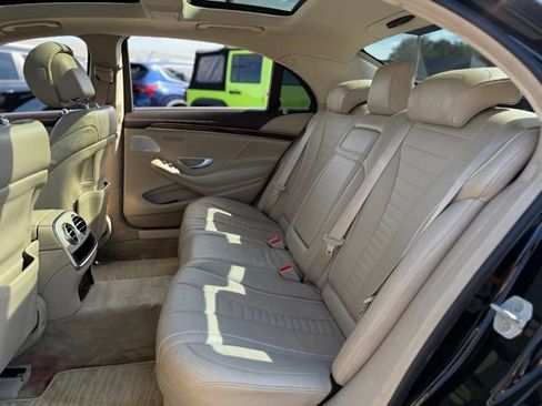 Used 2016 Mercedes-Benz S 550 Sedan image 19