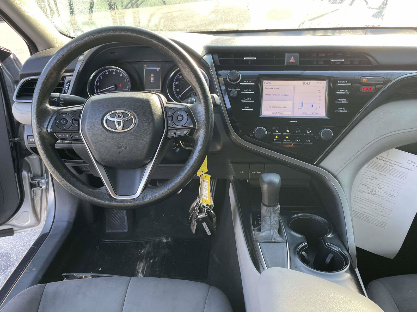 Used 2020 Toyota Camry LE FWD image 4