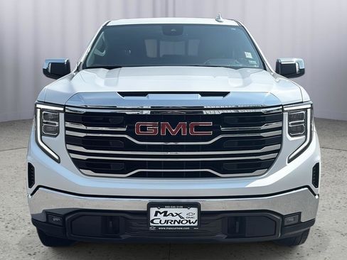 Used 2022 GMC Sierra 1500 SLT w/ SLT Convenience Package AWD/4WD image 8