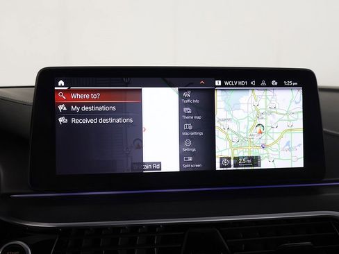 Used 2022 BMW M550i xDrive w/ Dynamic Handling Package image 53