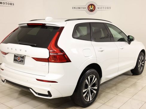 Used 2024 Volvo XC60 T8 Core image 3