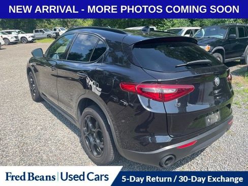 Used 2018 Alfa Romeo Stelvio Ti Sport AWD/4WD image 4