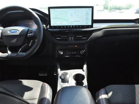 Used 2023 Ford Escape ST-Line w/ Tech Pack #1 AWD/4WD image 17