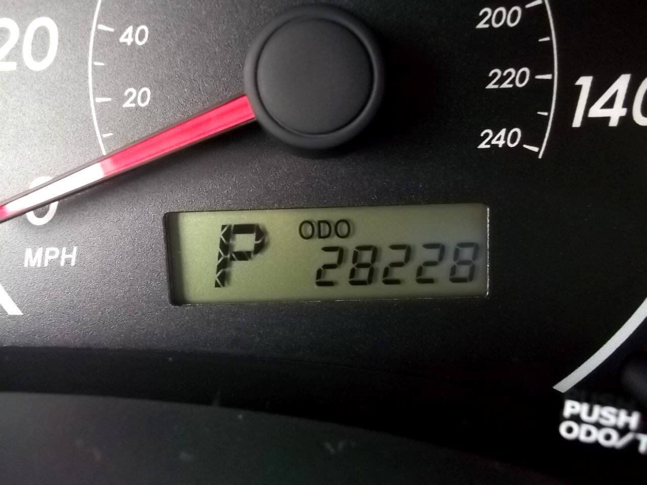 Used 2013 Toyota Corolla L FWD image 18