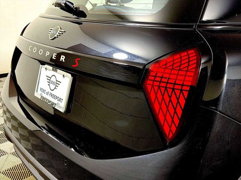 Used 2025 MINI Cooper S image 28