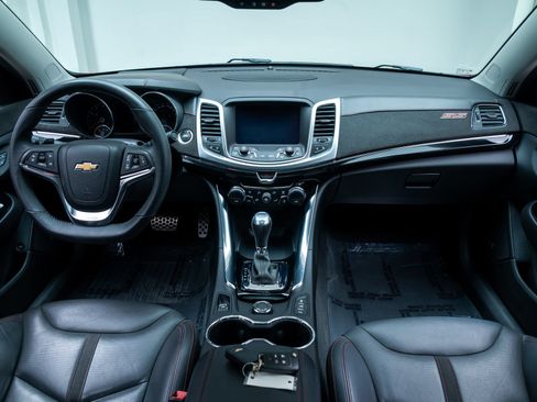 Used 2015 Chevrolet SS RWD image 10