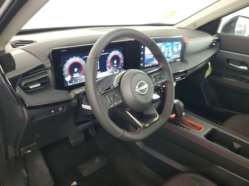 New 2026 Nissan Kicks SR image 11