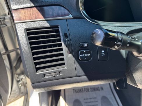 Used 2012 Toyota Avalon FWD image 13