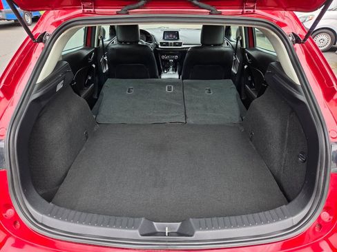 Used 2018 MAZDA MAZDA3 Touring FWD image 21