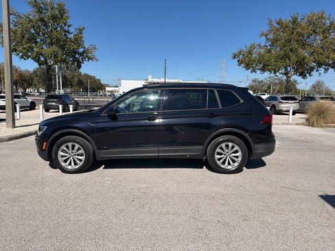 Used 2018 Volkswagen Tiguan S image 11
