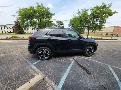 Used 2024 Chevrolet TrailBlazer RS w/ Convenience Package AWD/4WD image 15
