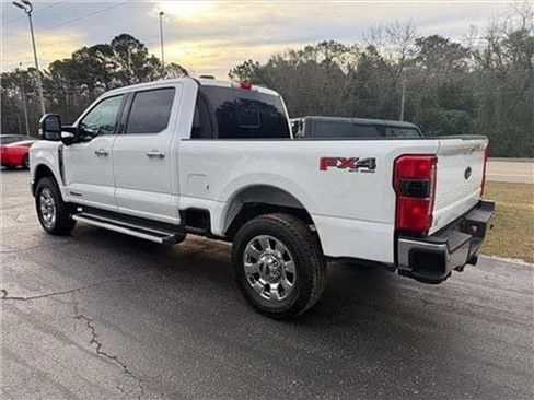 Used 2023 Ford F350 Lariat w/ Chrome Package AWD/4WD image 39