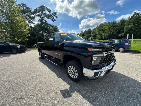 Used 2025 Chevrolet Silverado 2500 LT w/ Convenience Package AWD/4WD image 7