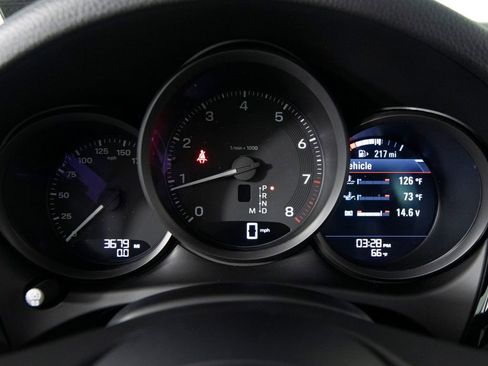 Certified 2026 Porsche Macan AWD/4WD image 23