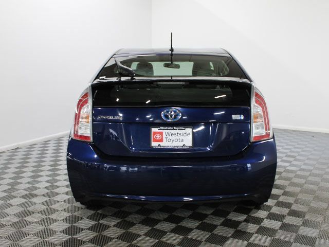 Used 2014 Toyota Prius Two FWD image 5