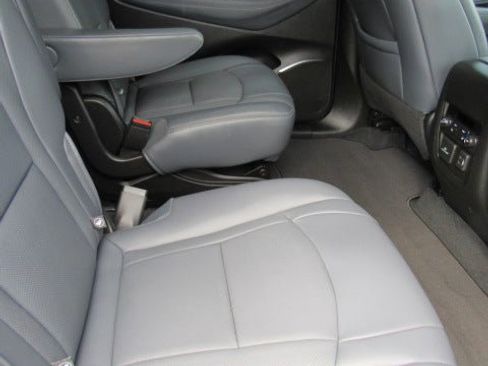 Certified 2024 Buick Enclave Premium FWD image 12