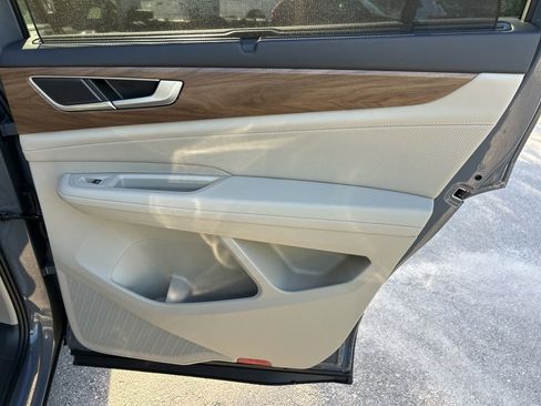 New 2026 Volkswagen Atlas SE FWD image 47