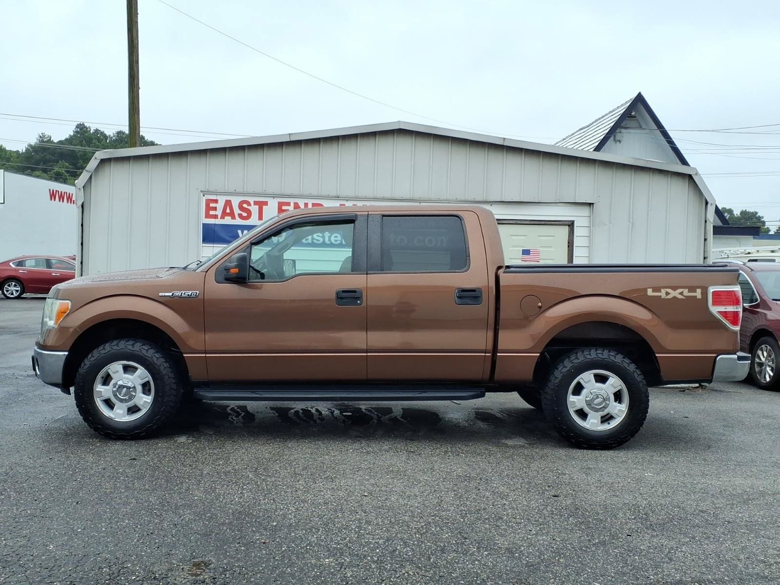 Used 2011 Ford F150 XLT w/ XLT Convenience Pkg AWD/4WD image 2