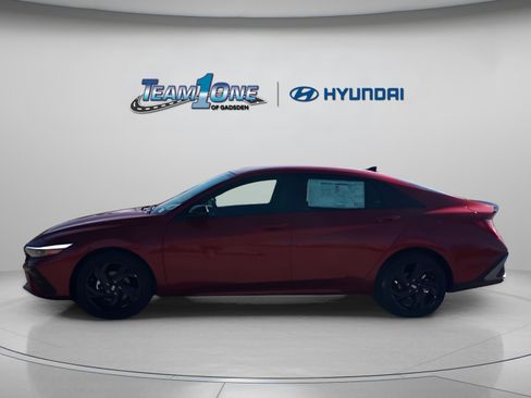 New 2026 Hyundai Elantra Sport w/ Cargo Package image 4