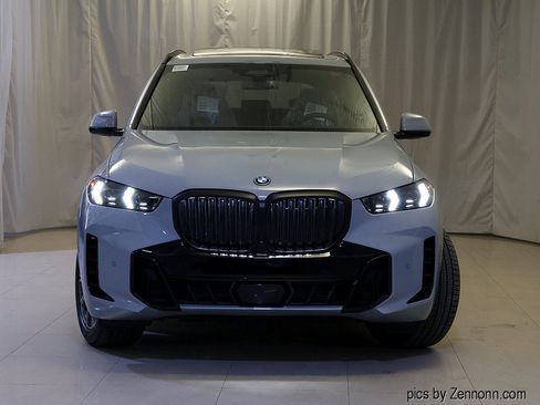 New 2026 BMW X5 xDrive50e w/ M Sport Package AWD/4WD image 5