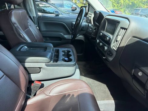Used 2018 Chevrolet Silverado 1500 LT w/ All Star Edition AWD/4WD image 2