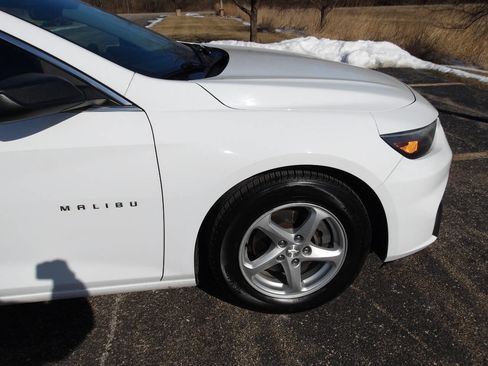 Used 2016 Chevrolet Malibu LS image 30