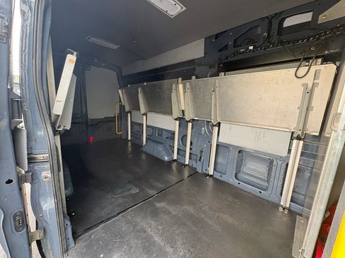 Used 2020 Ford Transit 250 148 High Roof Extended RWD image 20