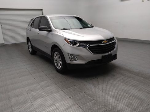 Used 2020 Chevrolet Equinox LS image 13