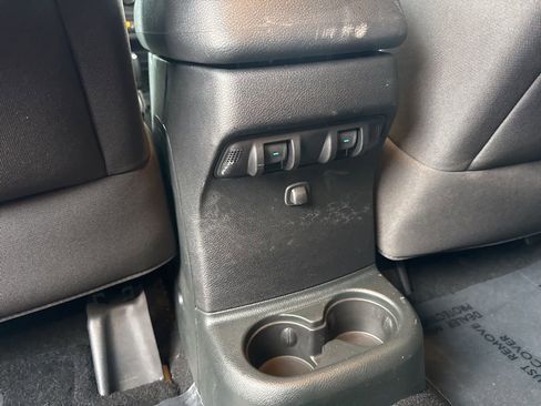 Used 2016 Jeep Wrangler Unlimited Sahara w/ Connectivity Group image 19