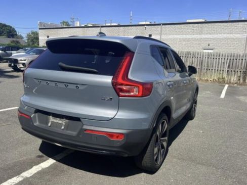 Used 2023 Volvo XC40 B5 Plus w/ Climate Package AWD/4WD image 16