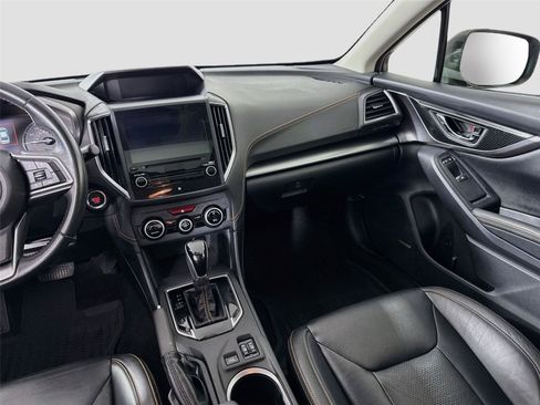 Used 2019 Subaru Crosstrek 2.0i Limited w/ Moonroof Package w/Navigation AWD/4WD image 18