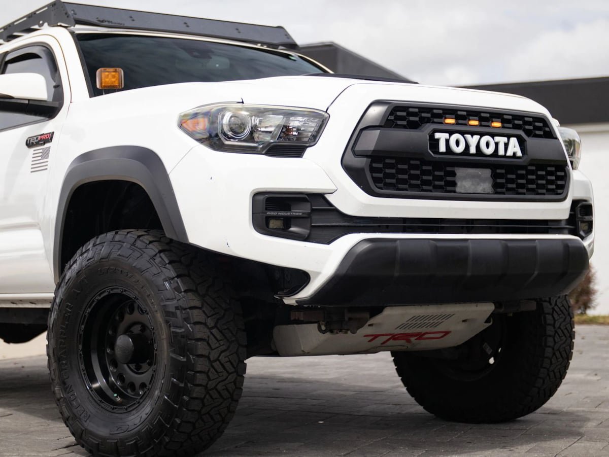 Used 2019 Toyota Tacoma TRD Pro AWD/4WD image 3