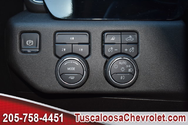 Certified 2025 Chevrolet Silverado 2500 LT w/ Safety Package AWD/4WD image 37