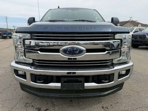 Used 2019 Ford F350 Lariat w/ Lariat Value Package image 3