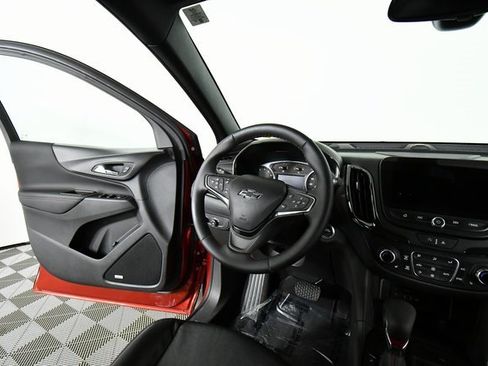 Used 2023 Chevrolet Equinox RS w/ RS Leather Package image 19