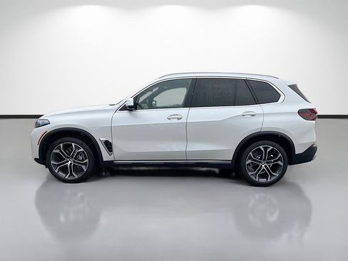 New 2026 BMW X5 xDrive40i w/ Executive Package AWD/4WD image 6