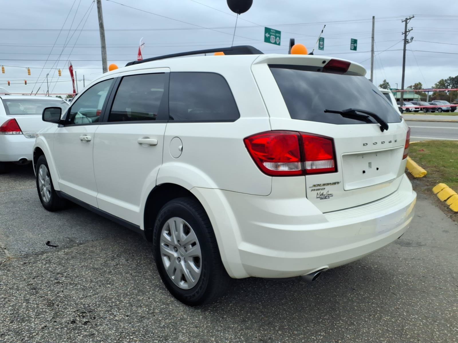 Used 2016 Dodge Journey SE AWD/4WD image 4