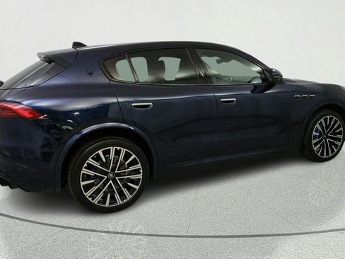 Used 2023 Maserati Grecale Modena AWD/4WD image 7