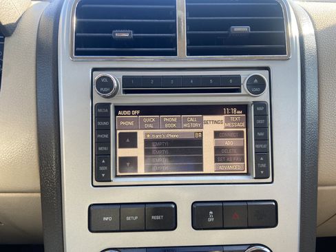 Used 2008 Lincoln MKX AWD image 23