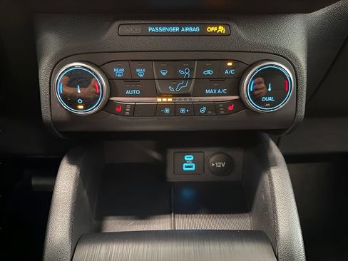 Certified 2023 Ford Escape Active AWD/4WD image 23