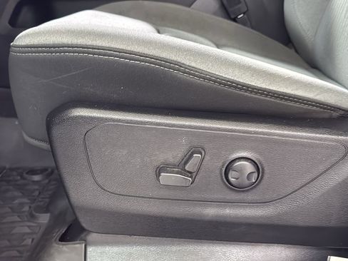 Used 2022 RAM 1500 Big Horn image 14