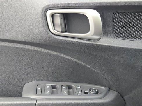 New 2026 Hyundai Venue SEL image 16