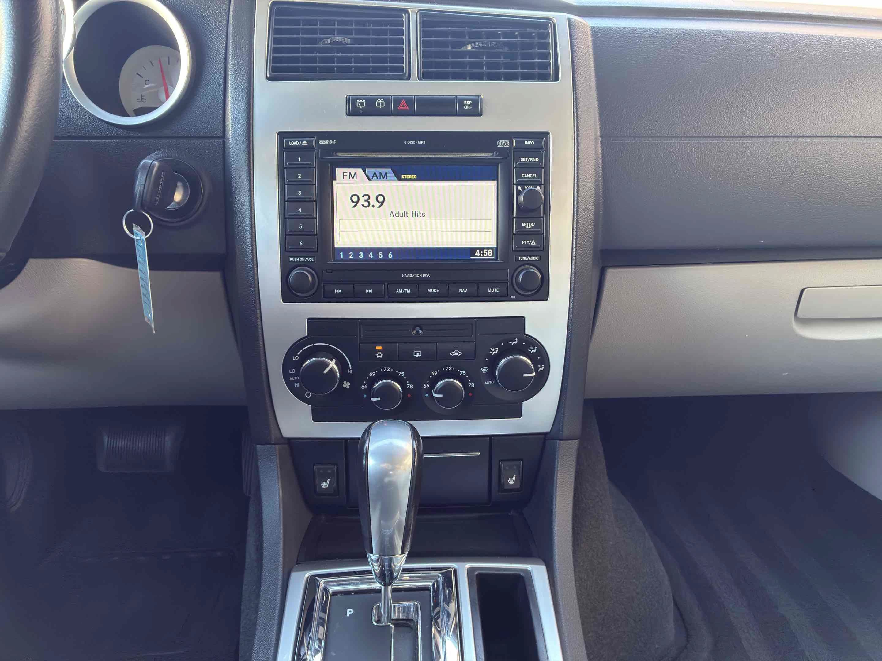 Used 2006 Dodge Magnum R/T w/ Convenience Group II AWD/4WD image 24